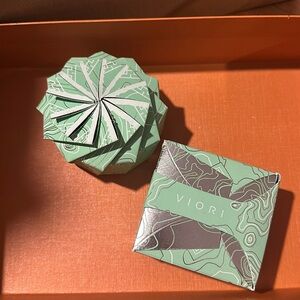 Viori teak shampoo and conditioner set limited edition